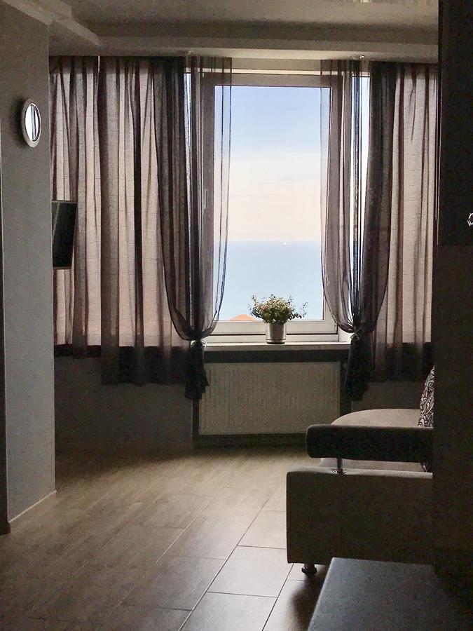 Apartment Henuezka 5 Одеса Екстериор снимка